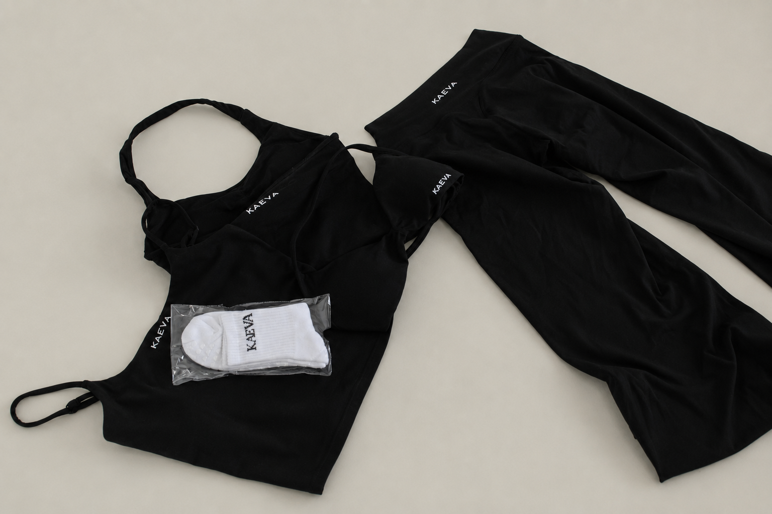 BEST SELLERS —>