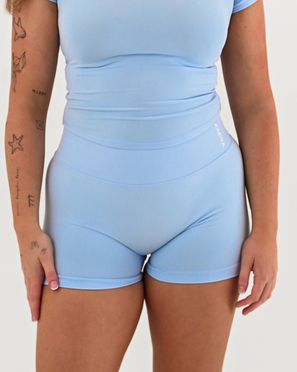 V-Back Shorts - Frost