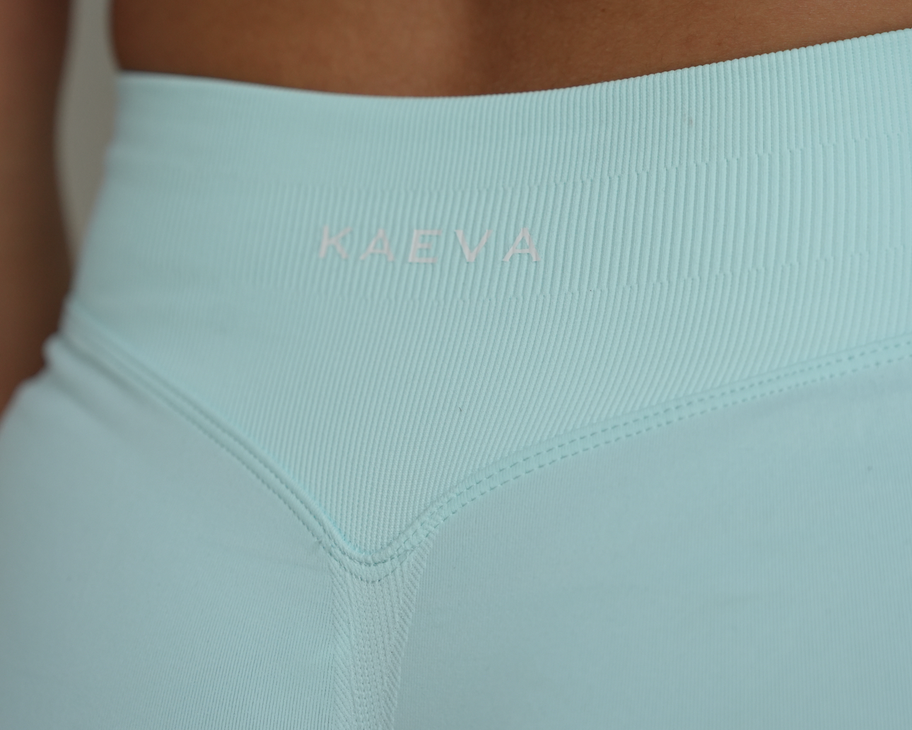 Scrunch Shorts - Ice Blue