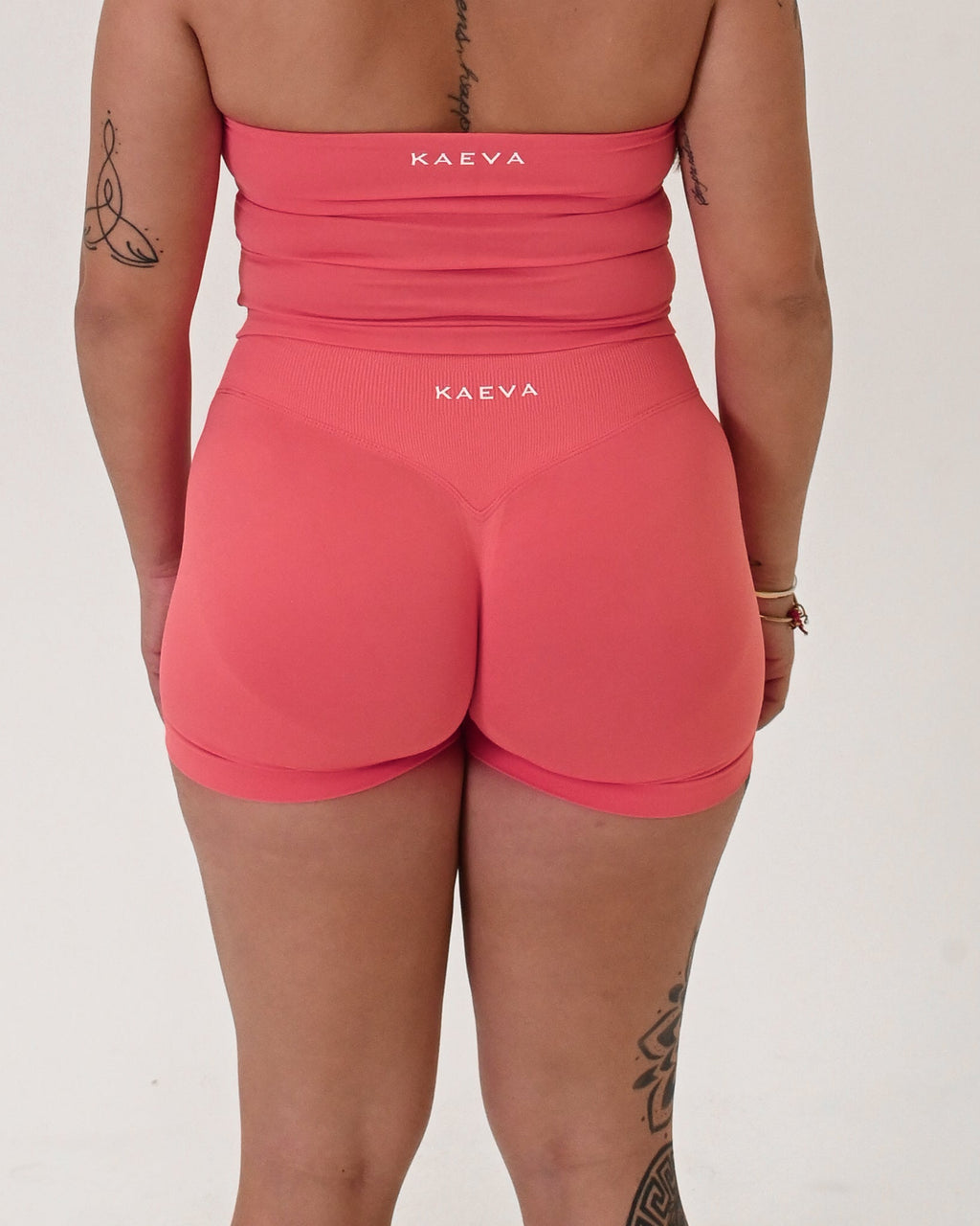 Contour Shorts - Peach