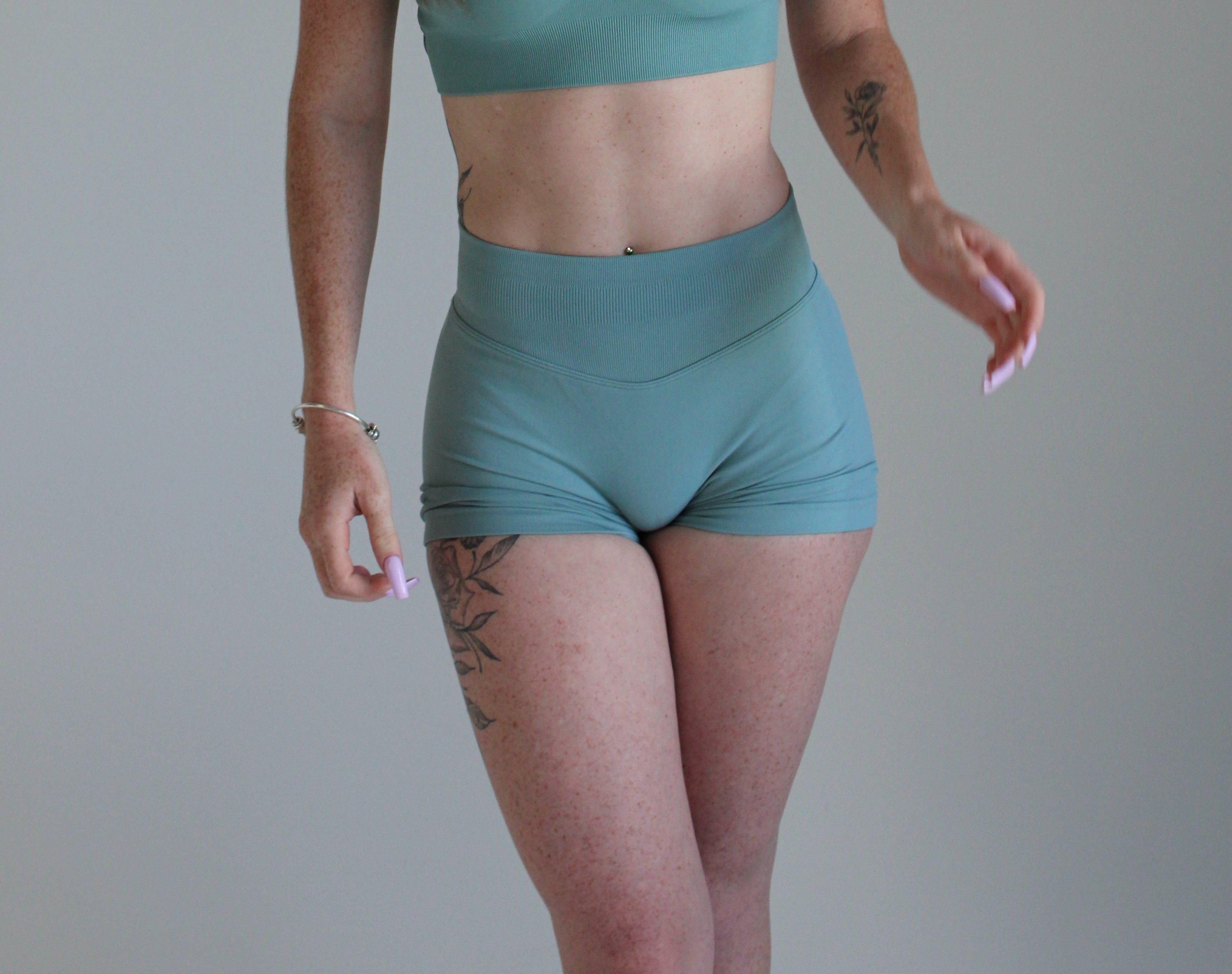 Scrunch Shorts - Sage